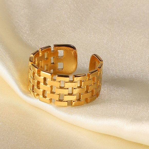 New 18 k Statement Stainless Steel Jewelry Rings - Picture 4 of 4